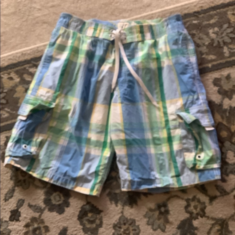 Old Navy plaid swim trunks four pockets blue green white size medium